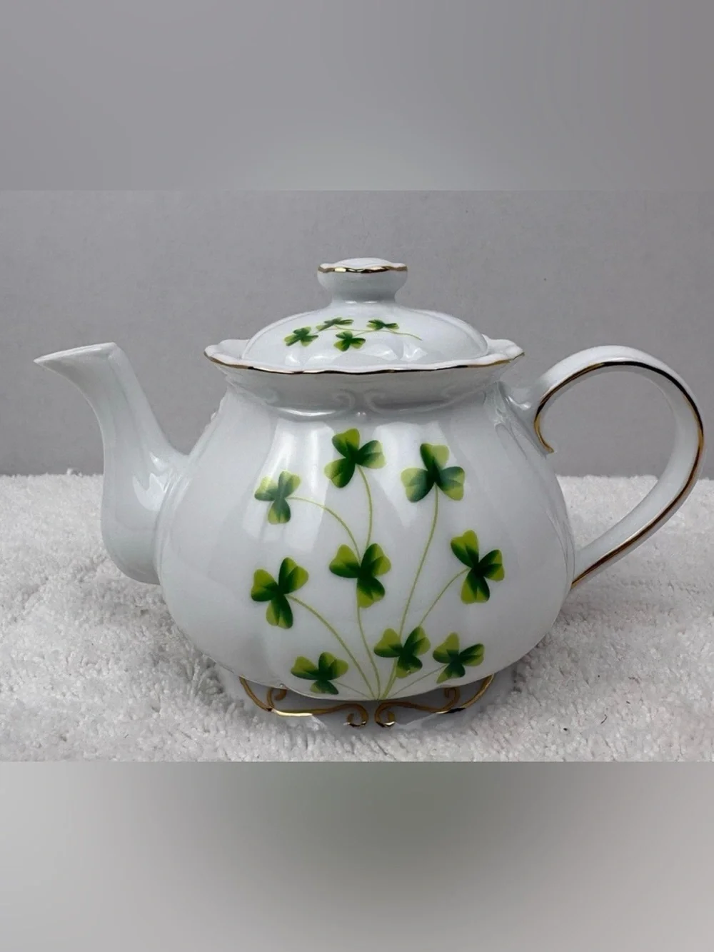 Vintage Ganz Shamrock Teapot-From the “Bell Casa by Ganz” Collection